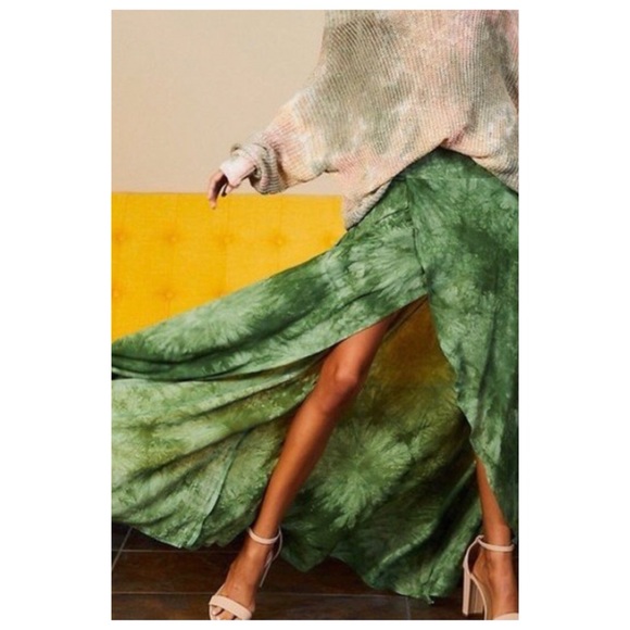 Gorgeous Boho Emerald maxi skirt - Picture 3 of 14